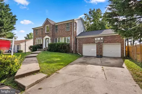 2821 Gracefield Rd, Silver Spring, MD 20904 photo 3