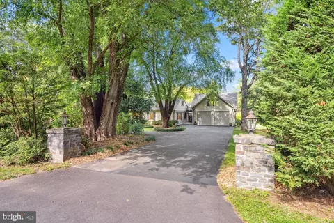 10511 S Glen Rd, Potomac, MD 20854