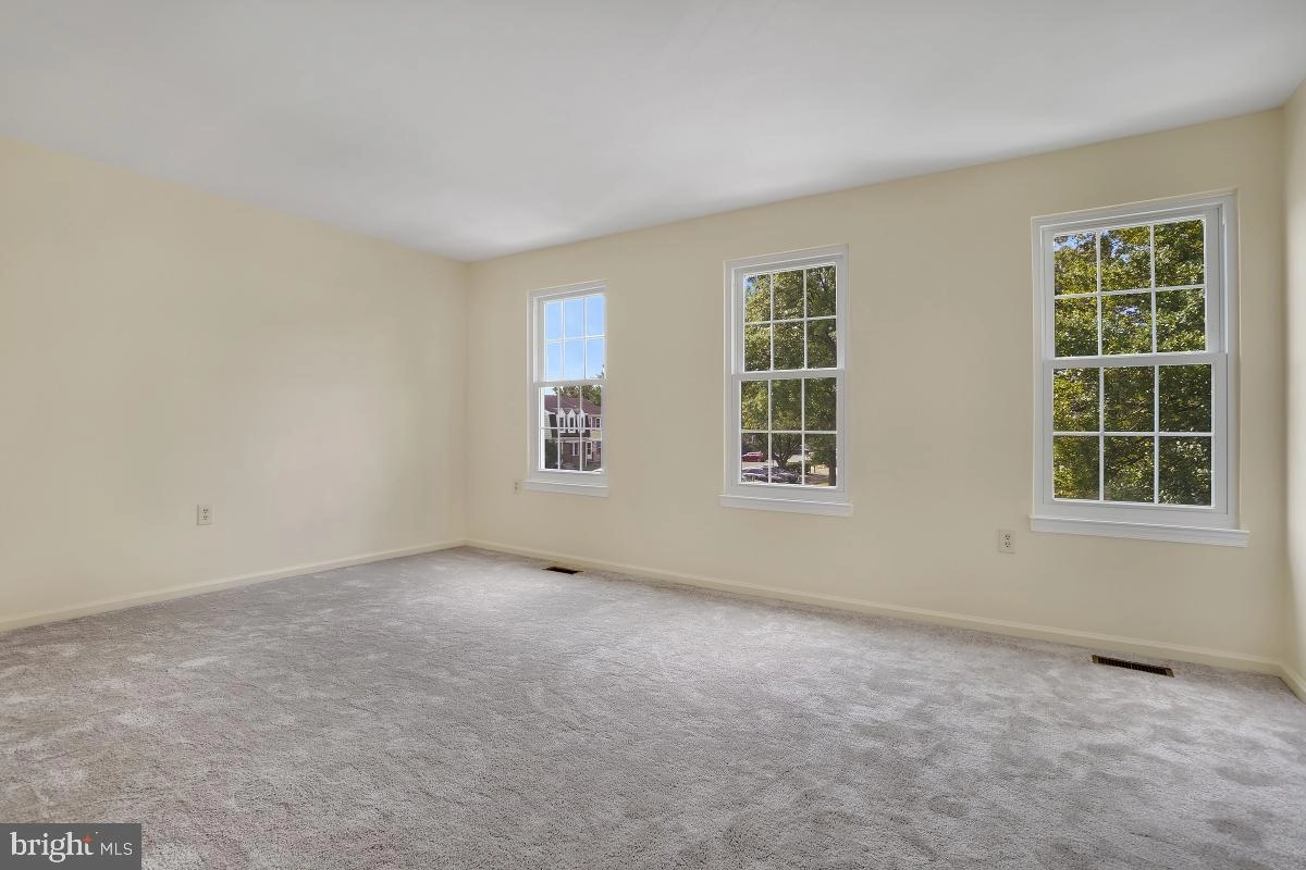 9147 September Ln, Silver Spring, MD 20901 photo 11