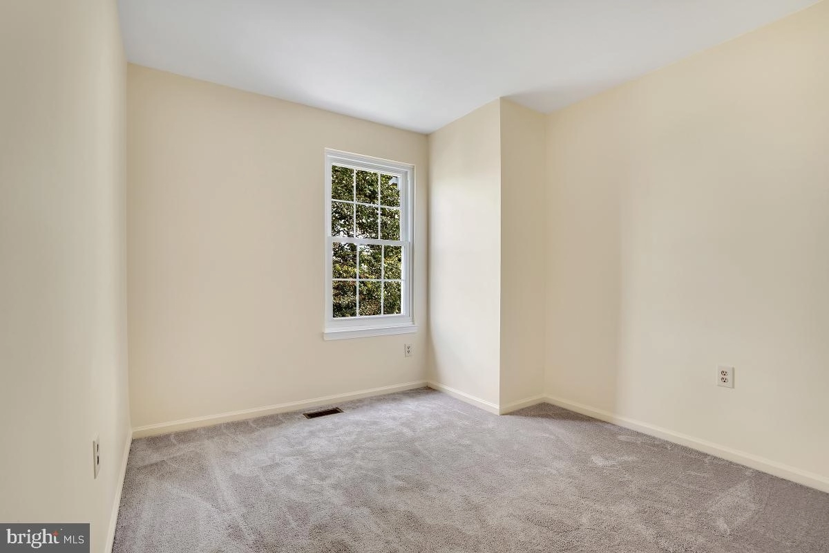 9147 September Ln, Silver Spring, MD 20901 photo 18