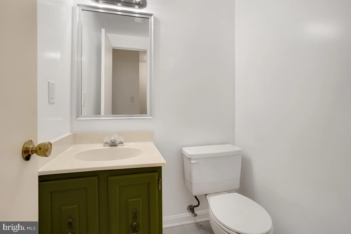 9147 September Ln, Silver Spring, MD 20901 photo 23