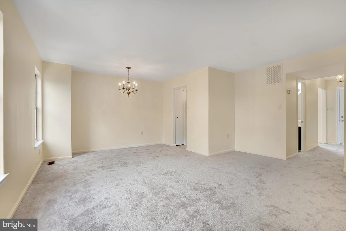 9147 September Ln, Silver Spring, MD 20901 photo 7