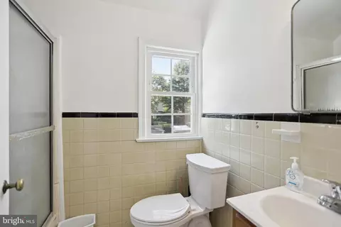 1906 Everest St, Silver Spring, MD 20902 photo 10