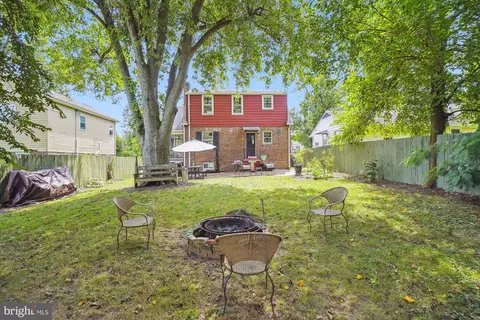 2307 Homestead Dr, Silver Spring, MD 20902 photo 3