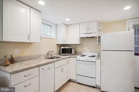 2307 Homestead Dr, Silver Spring, MD 20902 photo 41