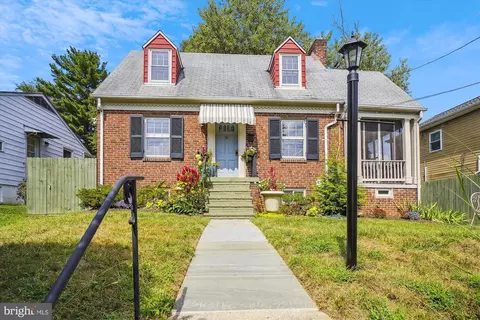 2307 Homestead Dr, Silver Spring, MD 20902
