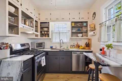 2307 Homestead Dr, Silver Spring, MD 20902 photo 17