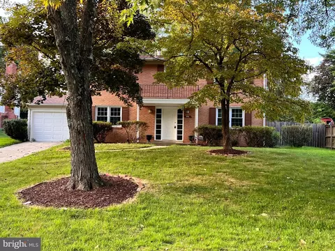 806 Downs Dr, Silver Spring, MD 20904 photo 2