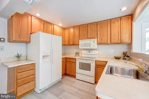 15307 Barningham Ct #30-A, Silver Spring, MD 20906 photo 7