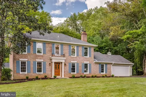 15208 Red Clover Dr, Rockville, MD 20853