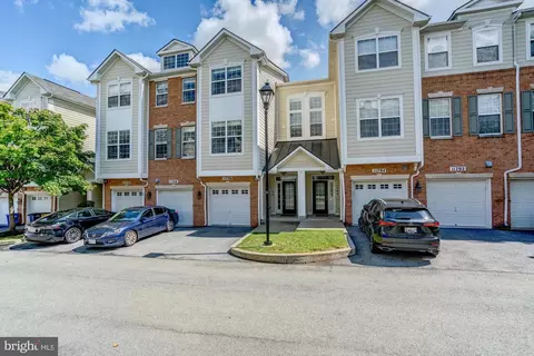 11706 Leesborough Cir #11706, Silver Spring, MD 20902 photo 2