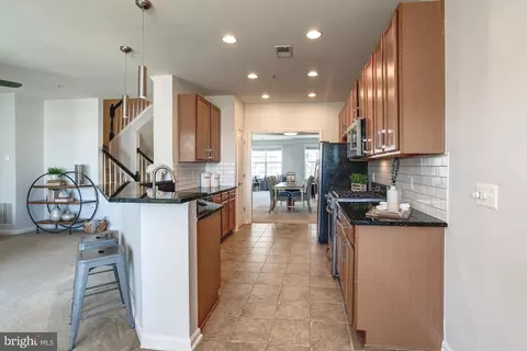 11706 Leesborough Cir #11706, Silver Spring, MD 20902 photo 19