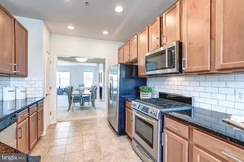 11706 Leesborough Cir #11706, Silver Spring, MD 20902 photo 21
