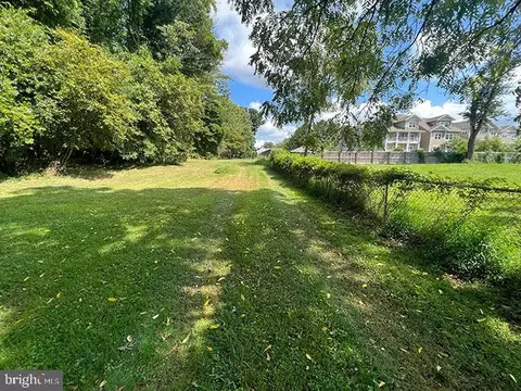 13727 Notley Rd, Silver Spring, MD 20904 photo 5
