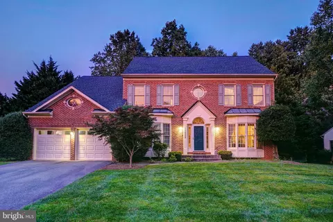 15609 Thistlebridge Dr, Rockville, MD 20853