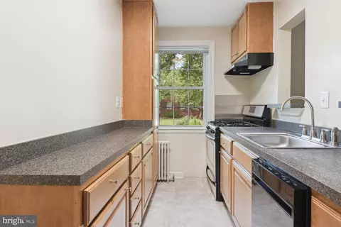 2302 Colston Dr #2302-C, Silver Spring, MD 20910 photo 15