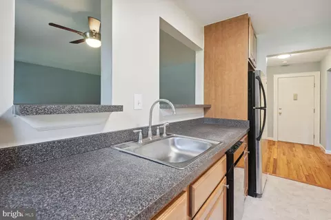 2302 Colston Dr #2302-C, Silver Spring, MD 20910 photo 16