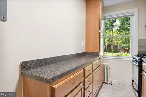 2302 Colston Dr #2302-C, Silver Spring, MD 20910 photo 14