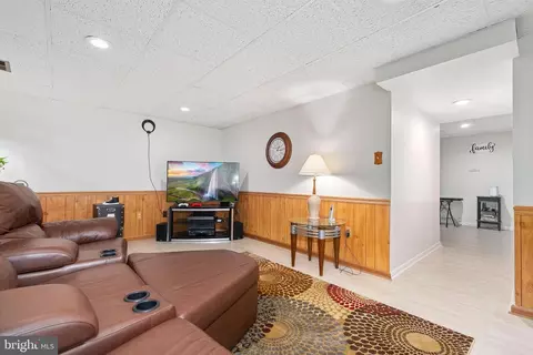 2719 Fairdale Ter, Silver Spring, MD 20905 photo 38