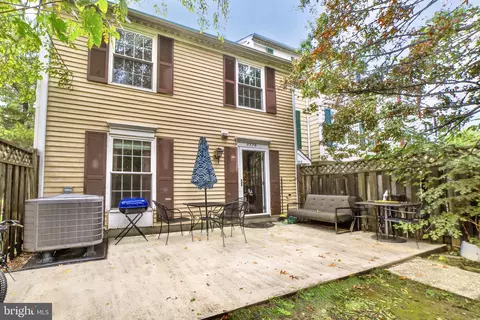 3338 Tapestry Cir, Burtonsville, MD 20866