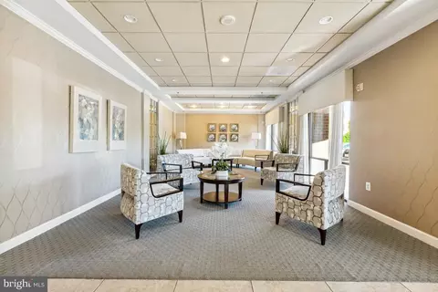 3200 N Leisure World Blvd #312, Silver Spring, MD 20906