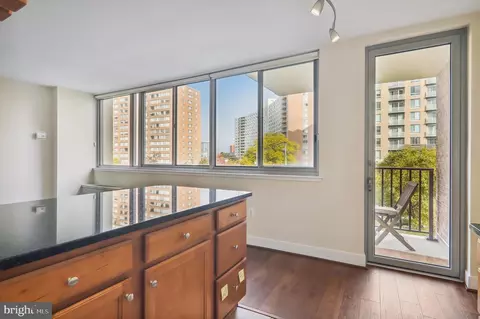 1220 Blair Mill Rd #208, Silver Spring, MD 20910 photo 11