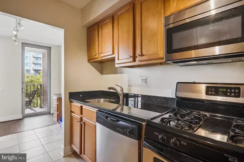 1220 Blair Mill Rd #208, Silver Spring, MD 20910 photo 14