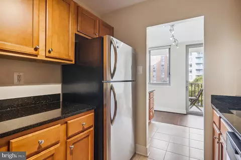 1220 Blair Mill Rd #208, Silver Spring, MD 20910 photo 15