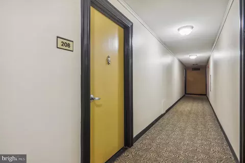 1220 Blair Mill Rd #208, Silver Spring, MD 20910 photo 2