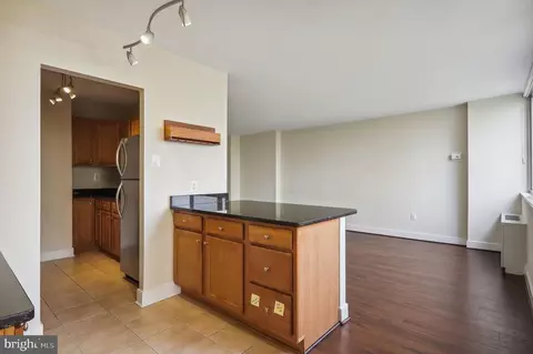 1220 Blair Mill Rd #208, Silver Spring, MD 20910 photo 10