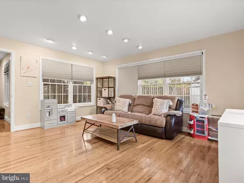 2101 Plyers Mill Rd, Silver Spring, MD 20902 photo 11