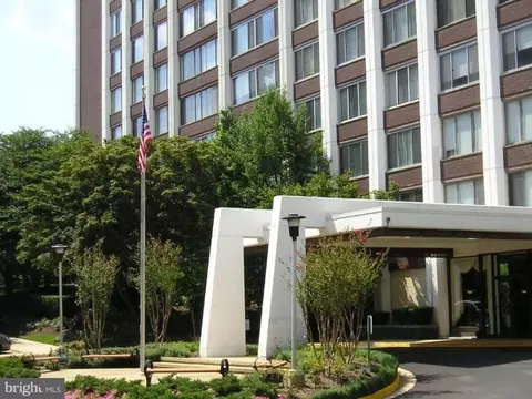 11801 Rockville Pike #711, Rockville, MD 20852