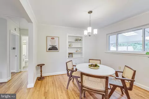 2315 Homestead Dr, Silver Spring, MD 20902 photo 10