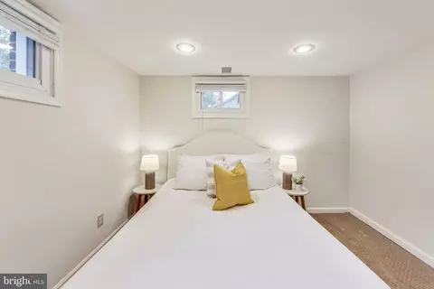 2315 Homestead Dr, Silver Spring, MD 20902 photo 23