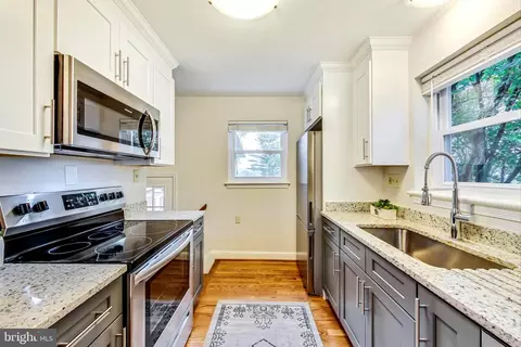 2315 Homestead Dr, Silver Spring, MD 20902 photo 12