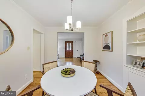 2315 Homestead Dr, Silver Spring, MD 20902 photo 11