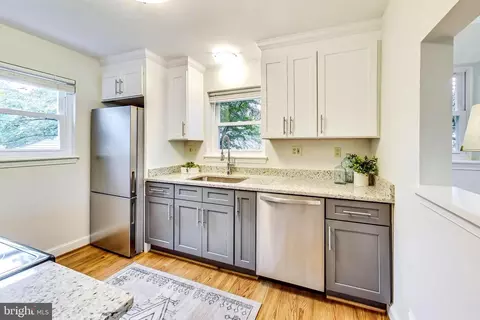 2315 Homestead Dr, Silver Spring, MD 20902 photo 13