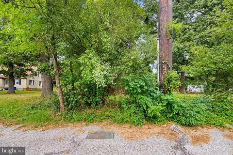 12211 Cherry Hill Rd, Silver Spring, MD 20904 photo 5