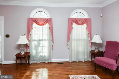 1909 Westchester Dr, Silver Spring, MD 20902 photo 13