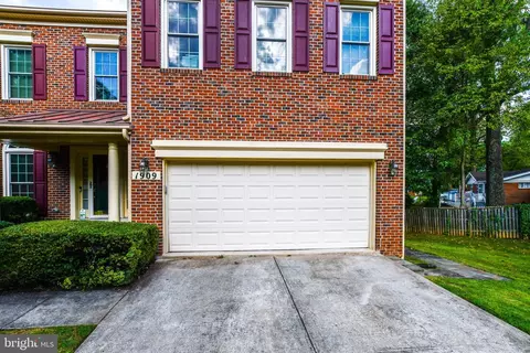1909 Westchester Dr, Silver Spring, MD 20902 photo 8