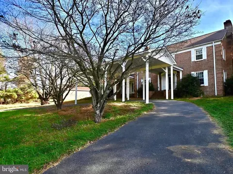 7429 Hawkins Creamery Rd, Gaithersburg, MD 20882
