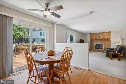 605 Avon Square Ct, Silver Spring, MD 20905 photo 9