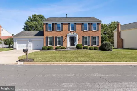 605 Avon Square Ct, Silver Spring, MD 20905