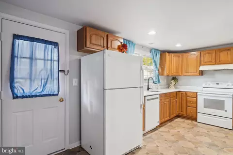 9417 Eagleton Ln, Montgomery Village, MD 20886 photo 21