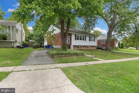 3916 Wendy Ln, Silver Spring, MD 20906 photo 2