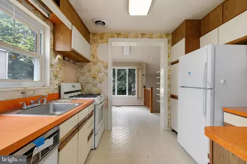 3916 Wendy Ln, Silver Spring, MD 20906 photo 16