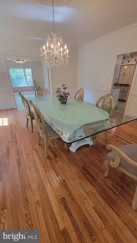 9713 Hall Rd, Potomac, MD 20854 photo 7