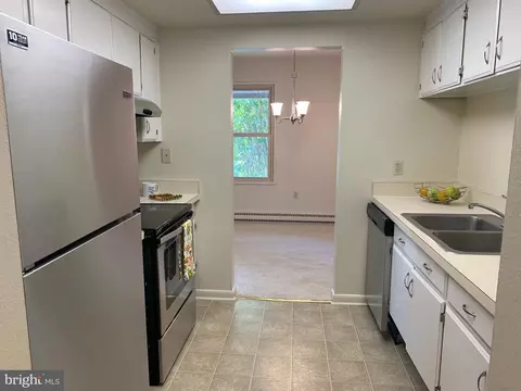 3312 Chiswick Ct #62-3D, Silver Spring, MD 20906 photo 10