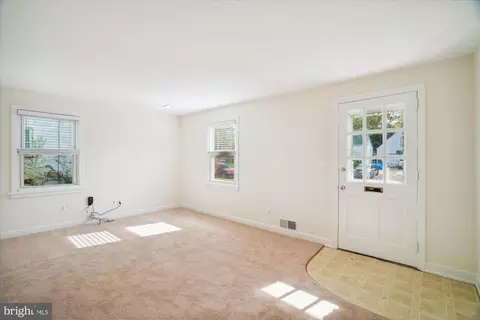 2811 Munson St, Silver Spring, MD 20902 photo 7