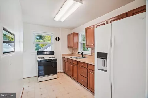 2811 Munson St, Silver Spring, MD 20902 photo 10